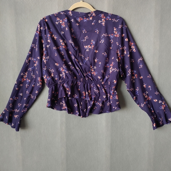 Japna Floral Purple Crop Top - Picture 4 of 4
